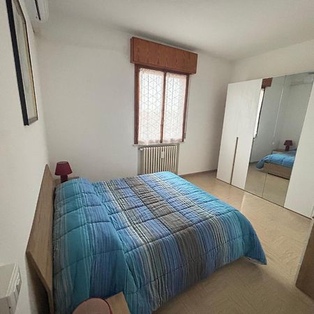 Izz1 Apartments - Motor&Food Valley - Posto Auto Privato フォルミージネ エクステリア 写真
