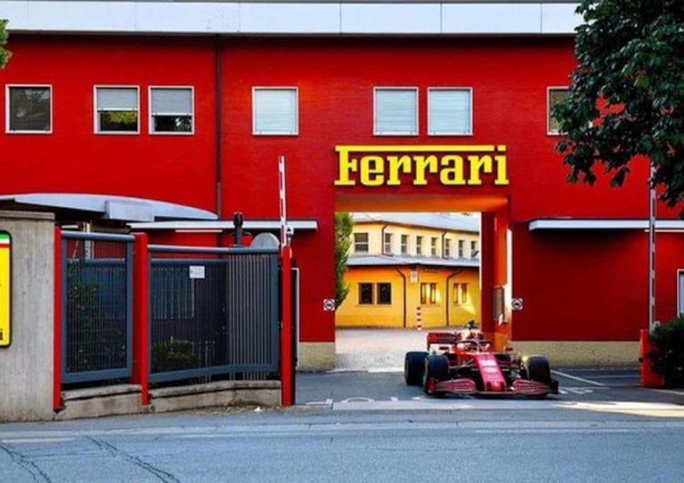 Izz1 Apartments - Motor&Food Valley - Posto Auto Privato フォルミージネ エクステリア 写真