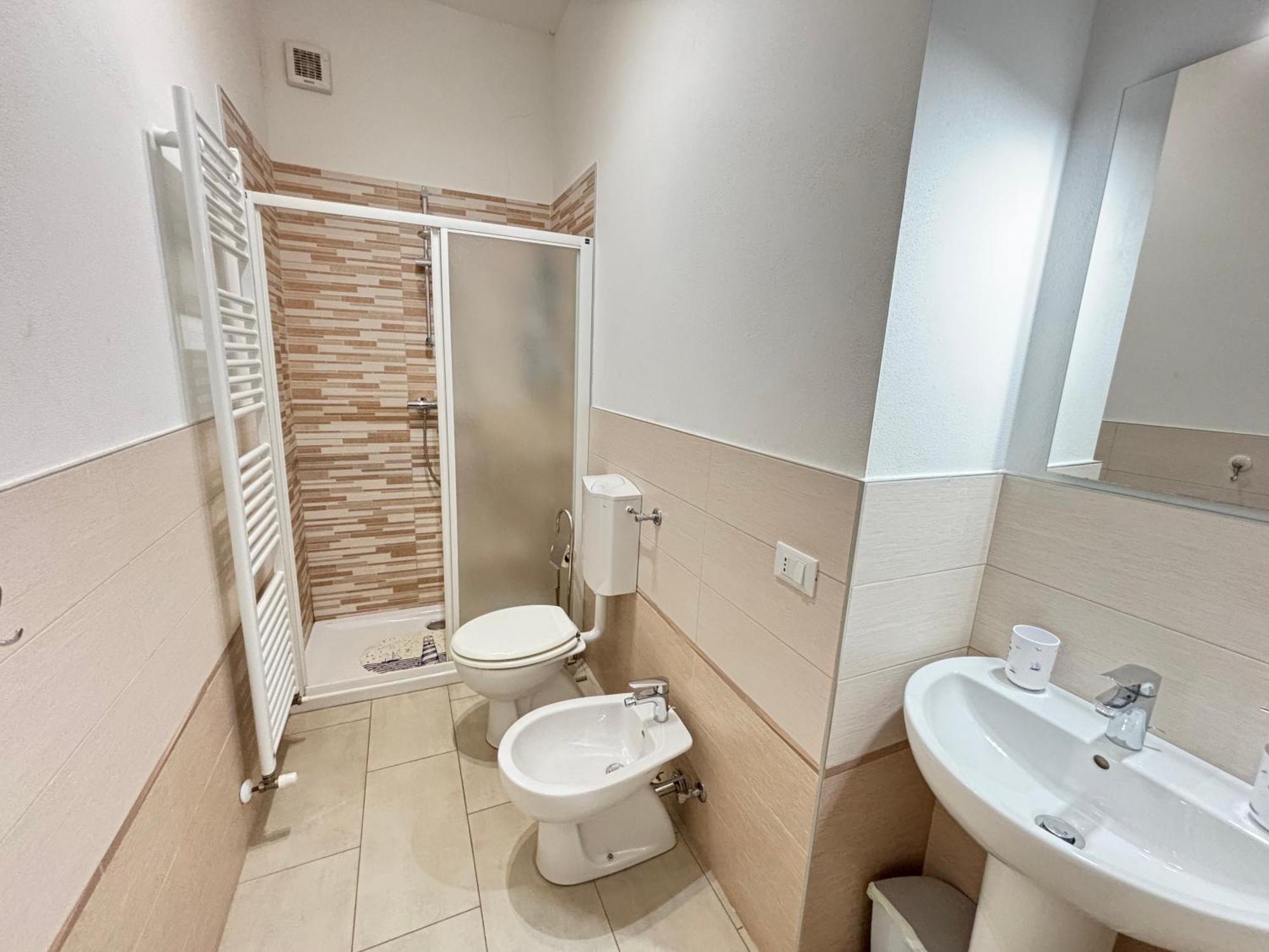 Izz1 Apartments - Motor&Food Valley - Posto Auto Privato フォルミージネ エクステリア 写真